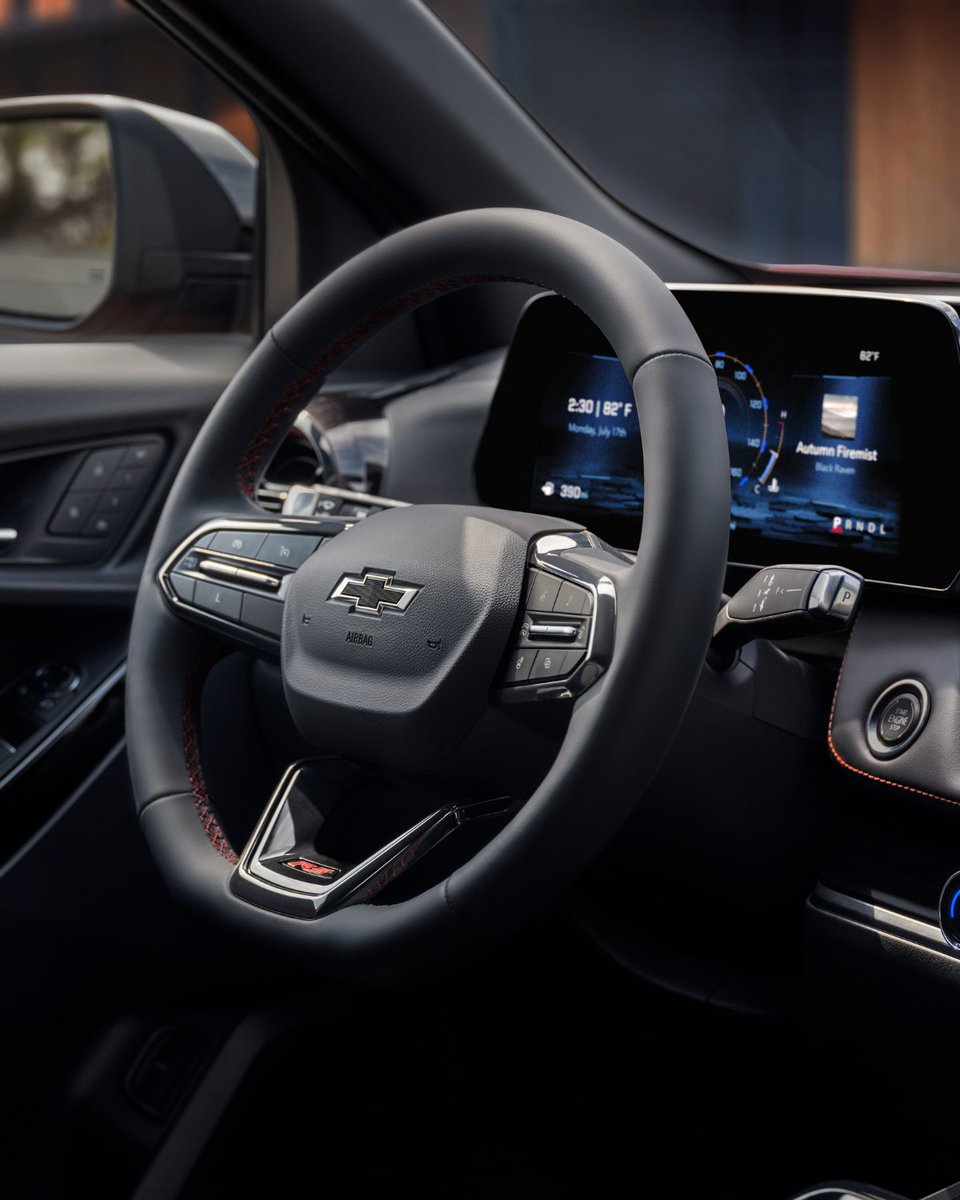 ValleyChevy's tweet photo. Staying cozy this December starts with a ride that delivers. ❄️✨
The 2025 Chevy Equinox brings sleek style on the outside and comfort on the inside.

https://t.co/56rg7YbEEB https://t.co/xneMlAHLow