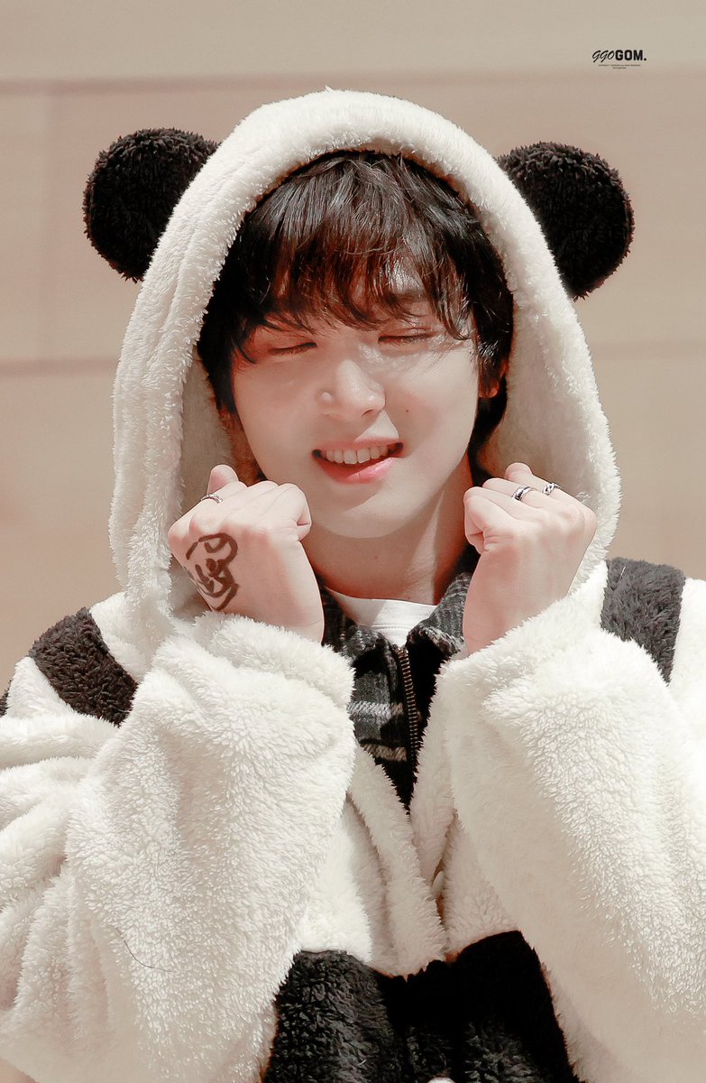 251203 사운드웨이브 대면 HQ
해찬 이겨내 ㅋㅋㅋㅋㅋㅋㅋㅋㅋㅋㅋㅋ
#HAECHAN #해찬 #ヘチャン