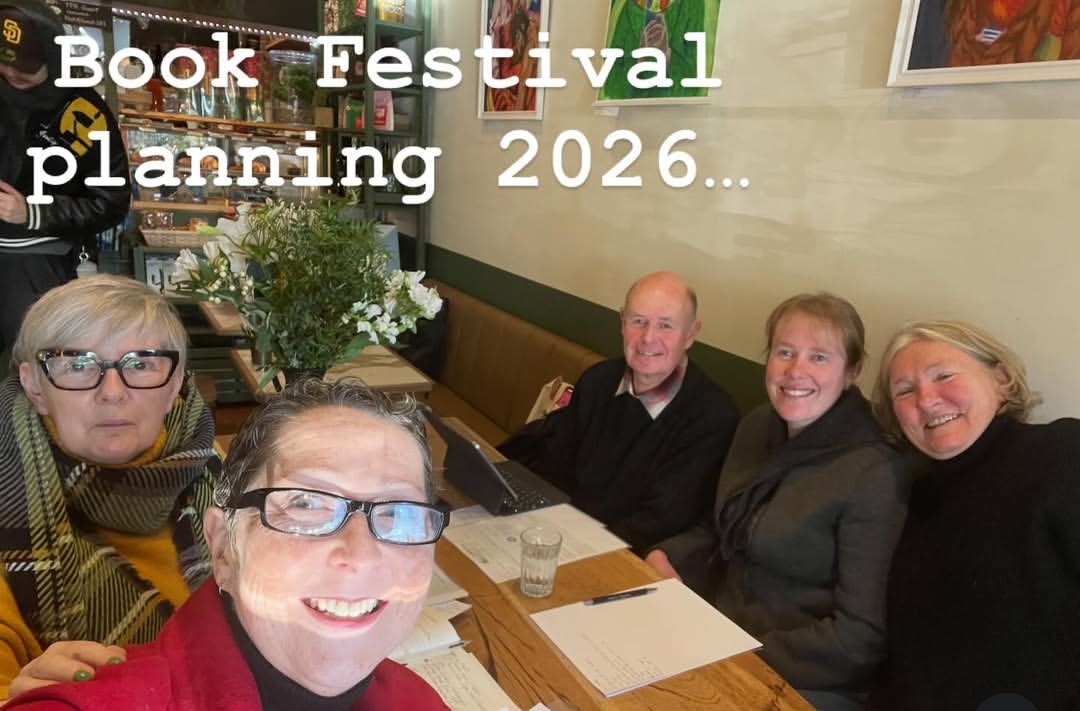 Some of the core <a href="/W4BookFest/">Chiswick Book Festival</a> team had a fantastic planning session this morning. Exciting plans are afoot to celebrate World Book Day as well! Stay tuned... 

📸 Rhian Williams
#ChiswickBookFestival #Chiswick #books #community