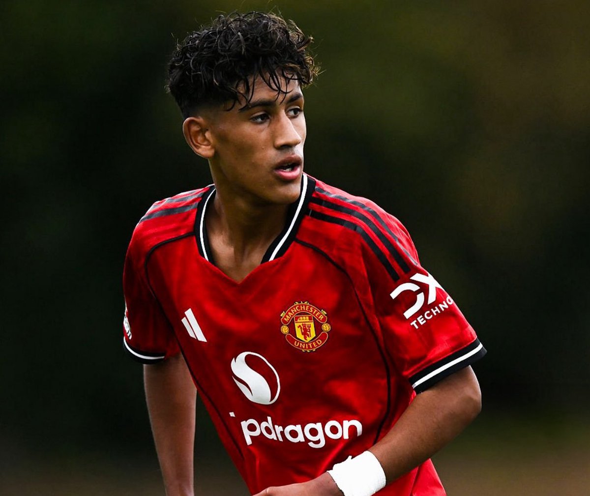 mufcMPB's tweet photo. 🚨🚨🌟 Manchester United want to TRUST JJ Gabriel. He is seen as something really SPECIAL. #MUFC [@FabrizioRomano] https://t.co/EZpj7pPP8D