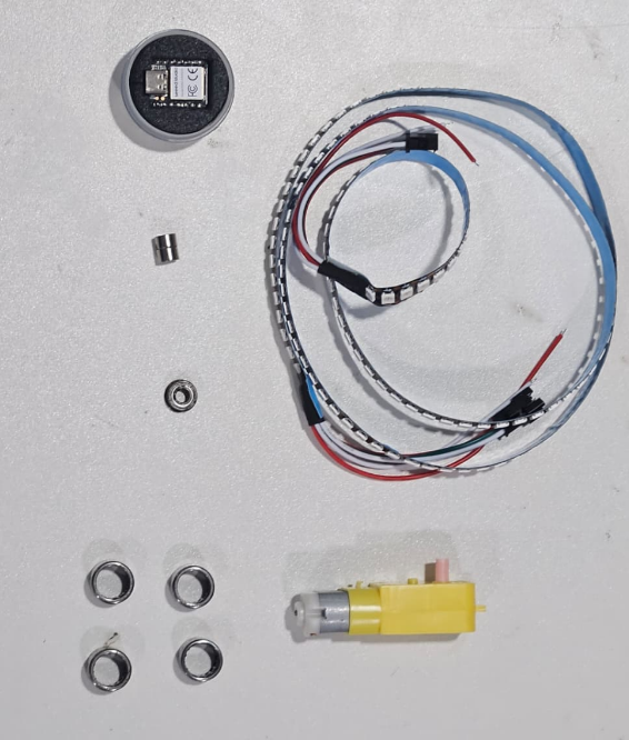 seeedstudio's tweet image. 🕒 Ridhwan Aggarwal’s “Anything Clock” lets you use any object as the second hand! Powered by our XIAO SAMD21, it uses a spinning magnet, 120 NeoPixels, and custom 3D-printed gears for a super creative time display.

Check it out on @instructables 👉 bit.ly/3Y5lvCV