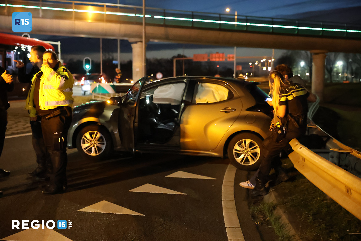 Aanrijding twee auto's in Naaldwijk