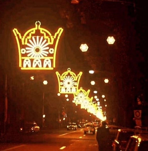 فکرش هم نمیکنید؛ شـــاه با قدرت مردم متحد بازمیگردد؛ بزودی ✌🏽