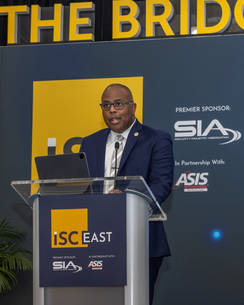 ISCEvents's tweet image. NYC Deputy Mayor for Public Safety Kaz Daughtry kicked off Day 1 of #ISCEast with a compelling look at NYC’s public safety evolution.

His keynote highlighted how the city is deploying advanced technology to stay agile in a fast-changing threat landscape.