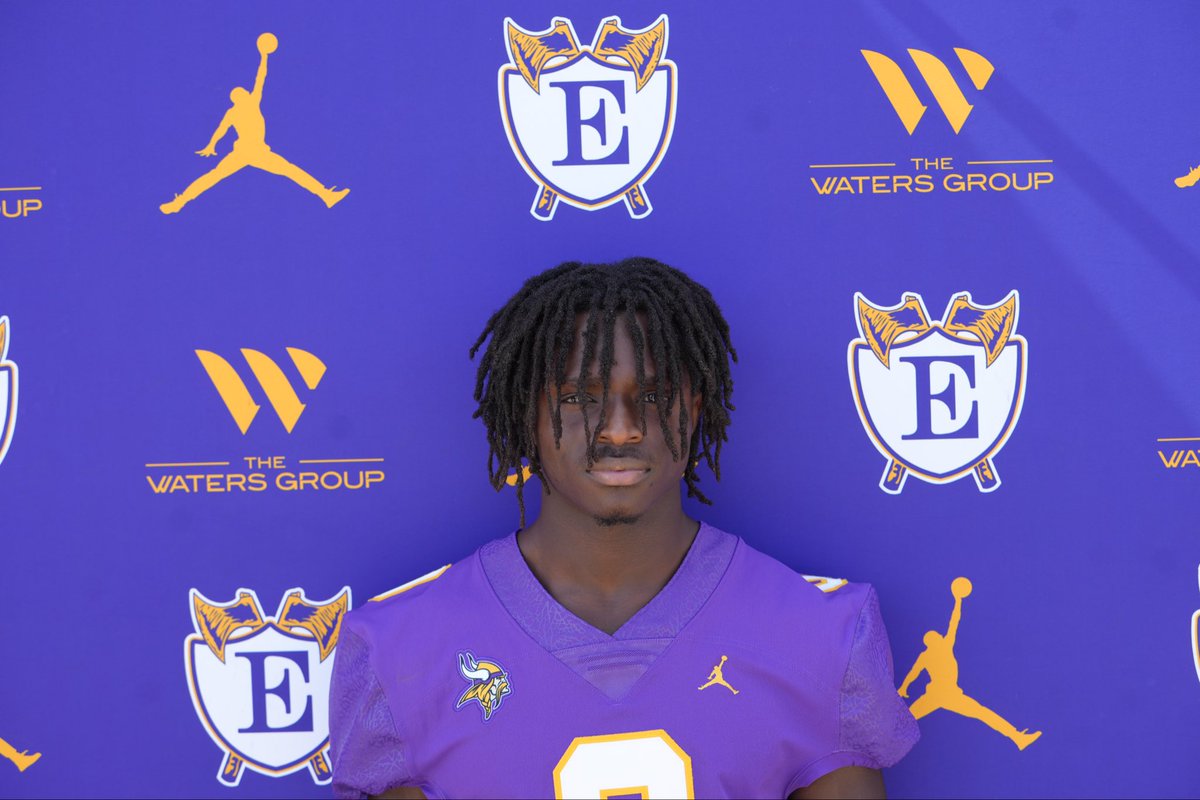 Emerald Vikings Football tweet media