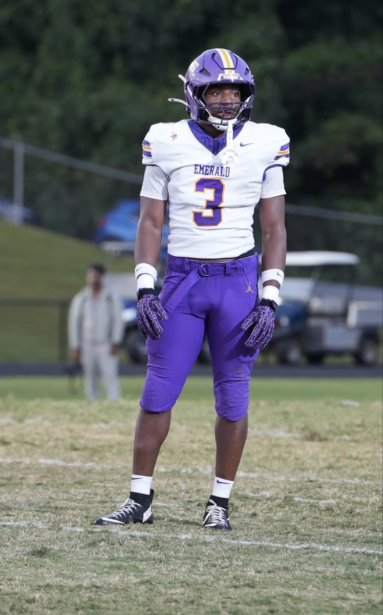Congratulations to #3 Christian Foster for being selected to the Region 1 AAAA All-Region Team!

Season Stats: 179 Total Tackles, 6TFLs,  4 QB Pressures, 1 PBU, 2 Forced Fumbles, 2 Fumble Recoveries. 
2025 North/South All Star

38 carries 202 yds 3 TD's

#SoundTheHorn