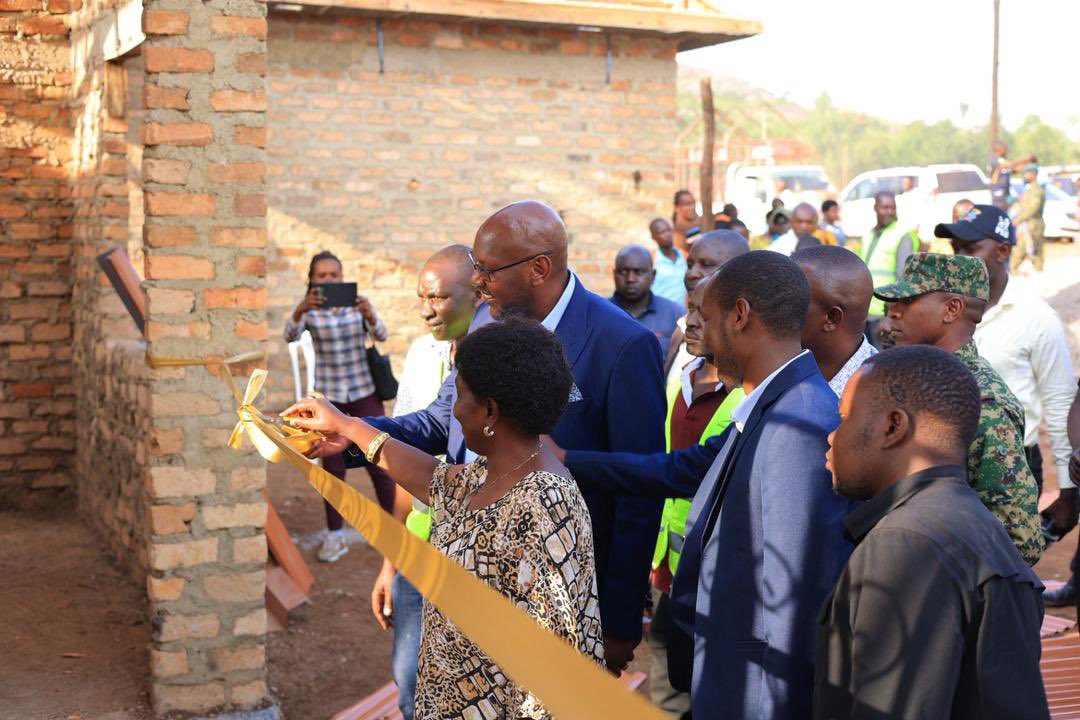 toorokingdompm's tweet photo. Together with colleagues from the Tooro Kingdom, I officially launched Phase Two of the Tooro Kingdom Youth Economic Empowerment Program (TOKYEP) in Kyaka County. 

This landmark event was marked by the planting of coffee and cocoa mother gardens, alongside the establishment of modern seedling nurseries that will produce one million high-quality seedlings in each of the Kingdom’s nine counties per annum. 

This ambitious initiative is designed to boost agricultural productivity, create sustainable youth employment, and strengthen household incomes across Tooro. 

The newly commissioned facility will also host a state-of-the-art hatchery and a fully equipped ICT Centre, ensuring that young people gain access not only to agricultural opportunities but also to digital skills, innovation, and modern enterprise pathways.

This milestone marks a bold step towards an economically empowered, self-sustaining, and technologically ready generation of Tooro’s youth.

During the event, I expressed gratitude to the President of Uganda, His Excellency Yoweri Kaguta Museveni, for his unwavering support to both the project and the Kingdom. The President’s continued commitment to empowering communities, strengthening local economies, and fostering youth-led development has played a pivotal role in making the initiative a reality.