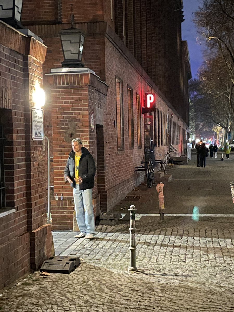 siracus's tweet photo. Georgio. Rap-Star in Frankreich, in Berlin noch recht unbekannt. Tolles Konzert! https://t.co/lOVdT4rc5Q