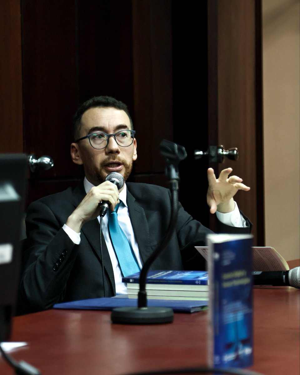 Red de Investigación Jurídica y Crítica tweet media