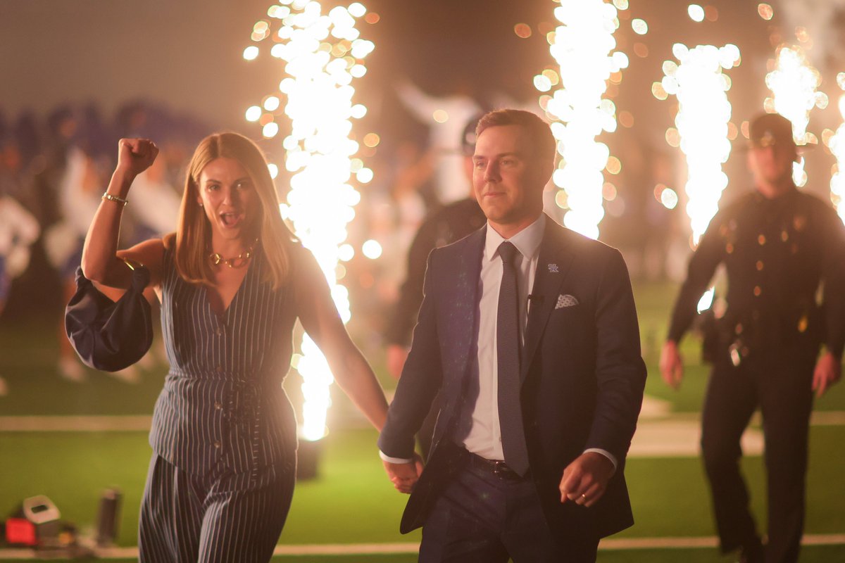 Ryan C. Hermens tweet media