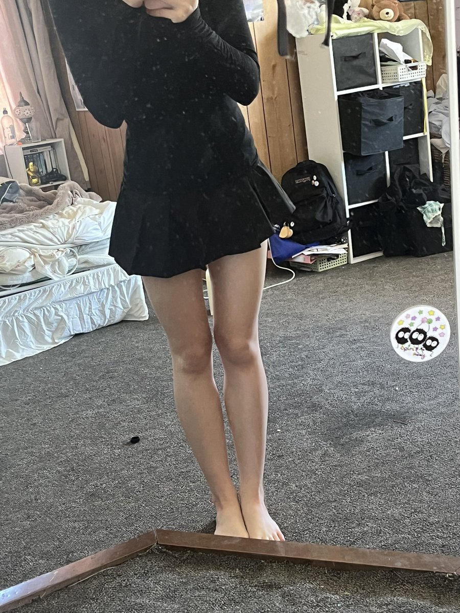 alari_01's tweet photo. Body check before I go to my appointment https://t.co/DenVR9rw1v