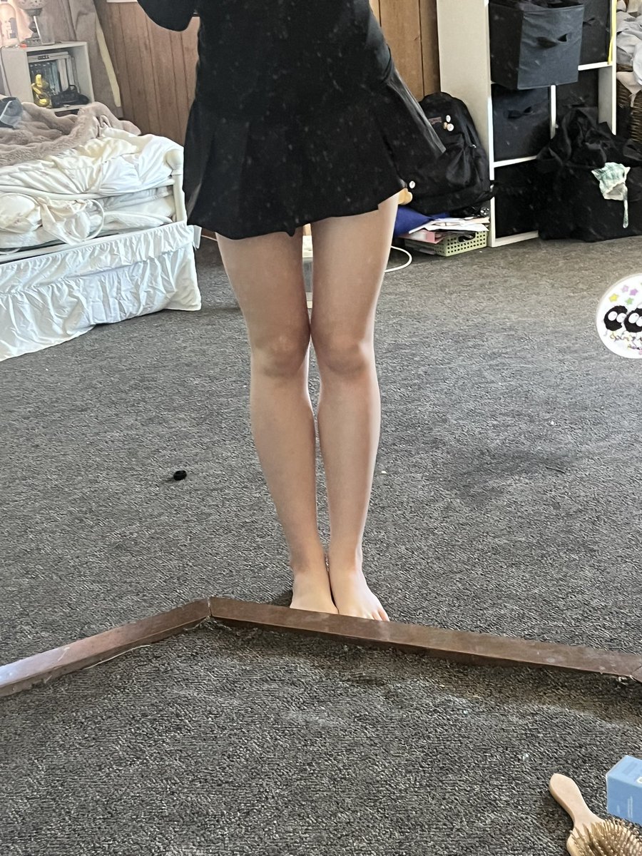 alari_01's tweet photo. Body check before I go to my appointment https://t.co/DenVR9rw1v