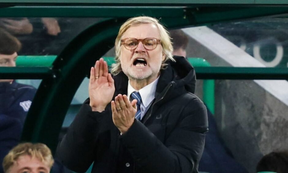 Dundee display at Celtic shows they are ‘growing’ insists Steven Pressley as he provides Clark Robertson injury update
thecourier.co.uk/fp/sport/footb…