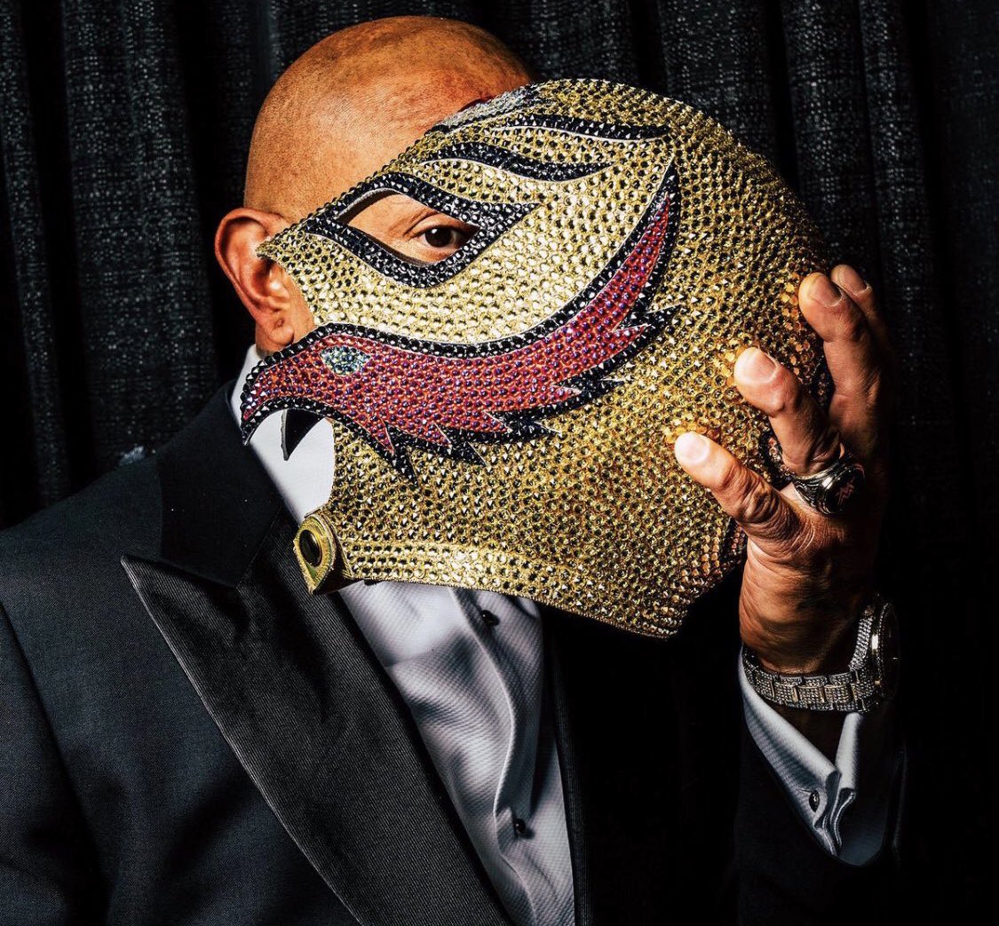 luireigns's tweet photo. Rey Mysterio will always have one of the hardest pics of all time. https://t.co/vOB81jIY26