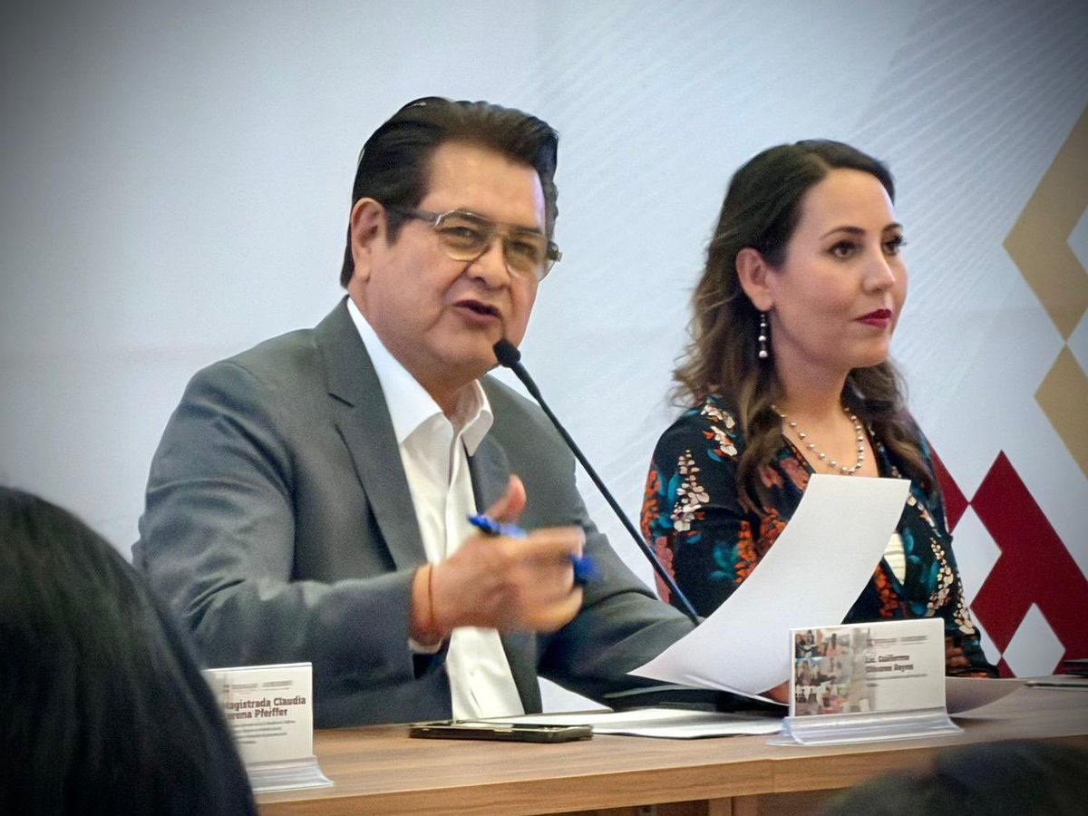 difhgo's tweet image. #LaFamiliaDIFH se suma al XI Aniversario del Centro de Justicia para las Mujeres y a la entrega de Proyectos Productivos que fortalecen la autonomía económica de mujeres hidalguenses. Continuamos impulsando acciones que garanticen una vida libre de violencia. 🫱🏻‍🫲🏼✨💜