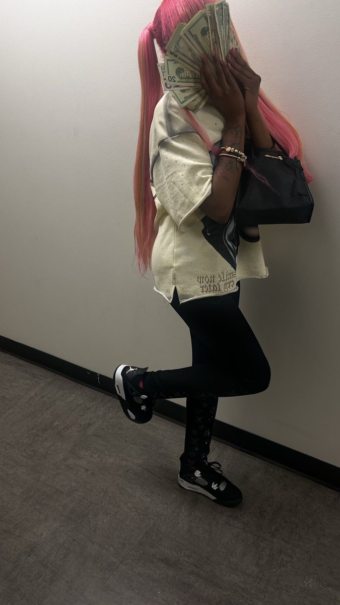 mimimonroee_'s tweet photo. Js a few flicks for yaw since I been inactive 😘 https://t.co/pN50wE8eQ0
