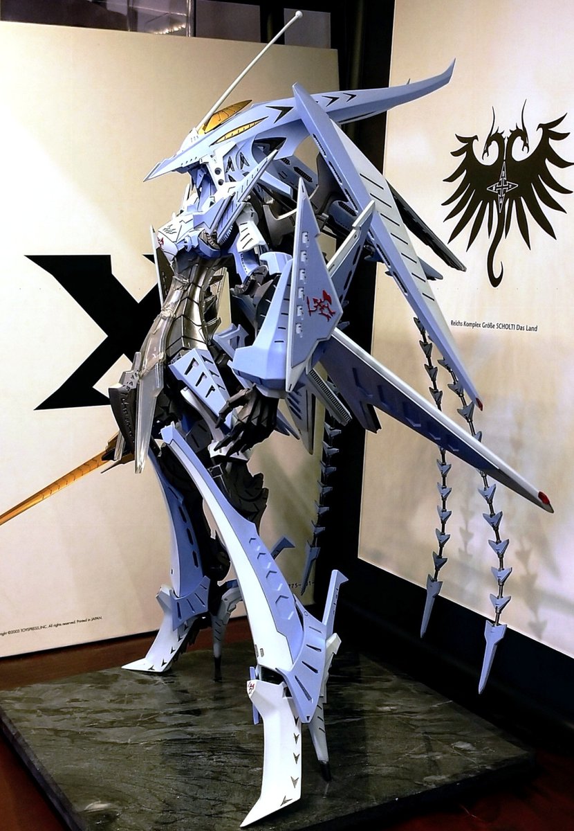 ちょうど今、1/100レジンキット「破烈の人形」を雛型にして開発した1