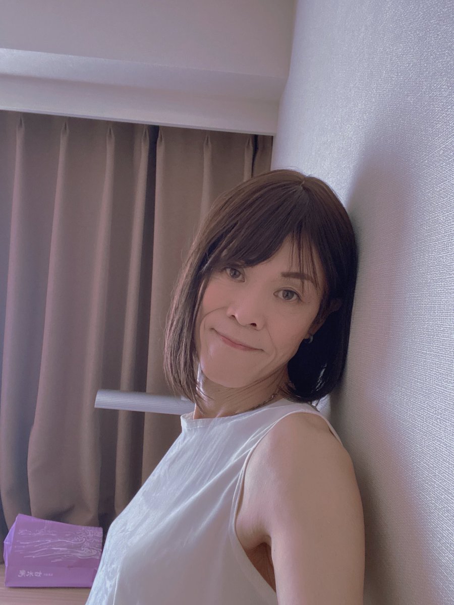 Xo_Ruby5's tweet image. おはようございます☀
今日は寒いけど
東京はとってもいい天気です
さぁ皆さん今日も頑張っていきましょう

※上げ損なってた写真蔵出しセール💕