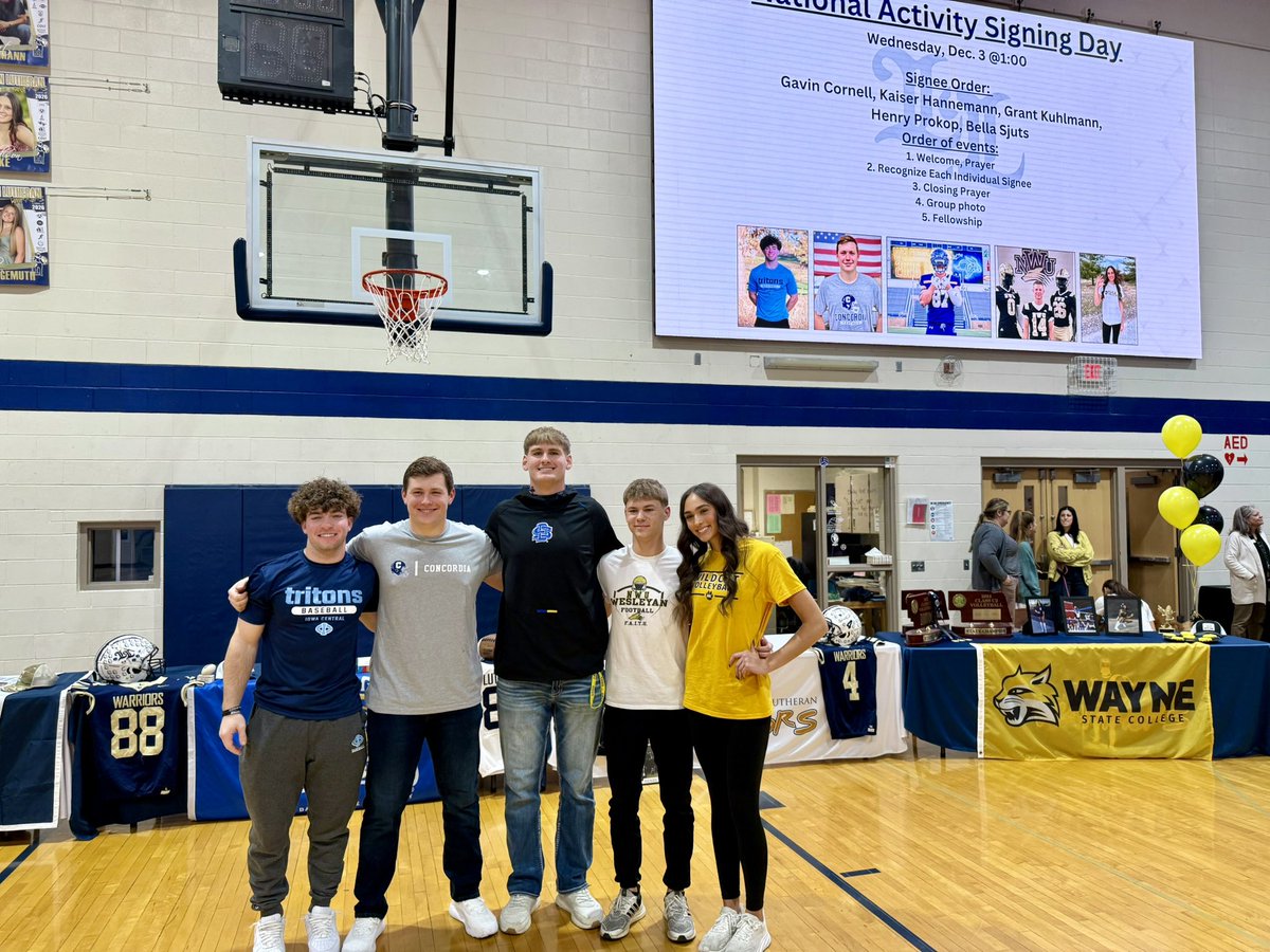 LLActivities's tweet image. Congrats to our 5 signees today! We couldn’t be more proud &amp;amp; wish you God’s blessings as you pursue your academic &amp;amp; athletic careers after you leave Lincoln Lutheran. Coaches, teammates, family, &amp;amp; more came out to support and cheer on these athletes! #WeAreWarriors #nebpreps