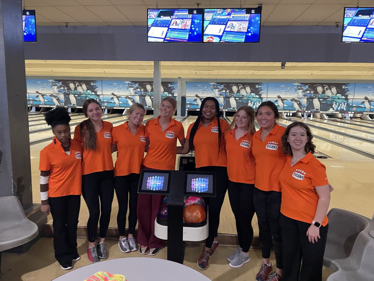 Loveland Tigers Bowling tweet media