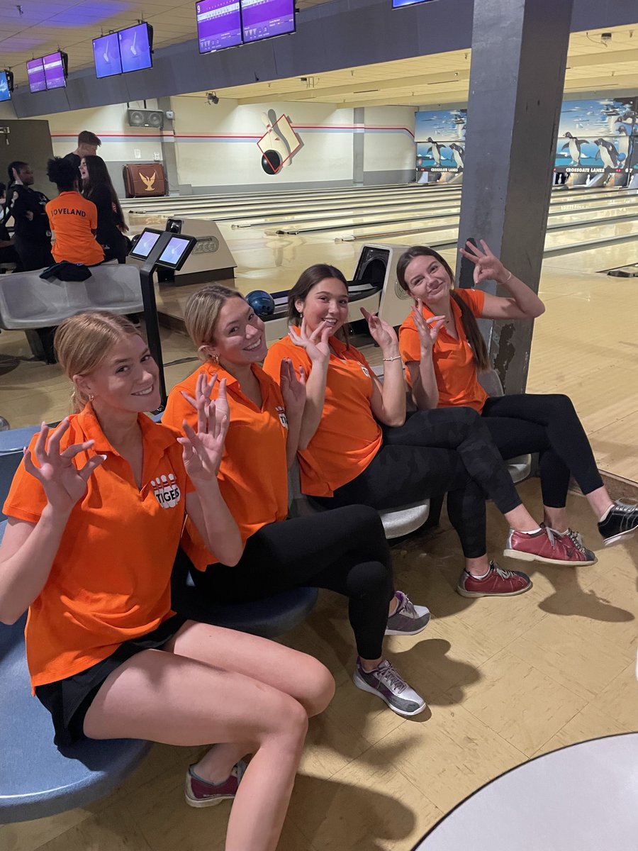 Loveland Tigers Bowling tweet media