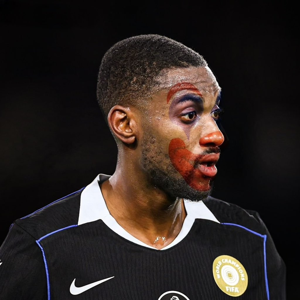 thesayoaluko's tweet photo. 7 Things Learnt from Leeds 3 - 1 Chelsea | Sayo Aluko

1] Dismantle Barcelona, dominate Arsenal with 10 men, but play to lose like wimps to 18th position Leeds who have lost 6 out of their lat 7 games. Take points off strong sides only to share them to small teams. Thank you Maresca for effectively turning Chelsea to Robin Hood FC.

2] Maresca is a good tactician, but a foolish competitor. He has the capacity to think like Odin but he competes like King Joffrey Baratheon. Why do you always weaken your chances with your own hands when playing against teams we deem "small?" Even if Leeds had lost games all season, they are only a "small team" on paper, not on the pitch, definitely not in this same PL. In fact, they almost pulled a point from the jaws of loss against Man City over the weekend. But Maresca chose to underrate them by fielding Badia-Tosin and Chalobah as RB?

3] Even if he wanted to rest players and rotate, you can't overdo it by deploying a starting a combination of Badiashile and Tosin. Not even when you've got Acheampong on the bench. That's like pouring a lot of water inside a pot of soup in order to increase its quantity. You end up having nothing to eat. This was how we lost, no story. The lack of idea and slowness from Badia-Tosin dictated pace of the entire squad from behind. Their listless, clueless, and oh lawd, excruciatingly slow build up [build up filled with back and side passes] was the key driver of our poor display. How this simple diagnosis misses Maresca misses me.

4] Tosin. This performance [did I just use the word, "performance"? Please, sugest actual phrases that fit, because that wasn't a performance], just added another nail to his coffin. He's been dead to real fans long ago. Tosin makes Maguire feel like Nesta; Mustafi will be somewhere right now watching him and feeling like Maldini. If Maresca doesn't see it, fans do, and tonight, latest tomorrow, we must get Tosin's "Araujo" statement. What a fool! 

5] Maresca's selection mishaps aside, our sqaud depth is sqaud shallow. Depth with us is a myth. Our bench is bare and full of trash humans. Remove Reece, Palmer, Estevao, Caicedo, Cucurella and some other few, all we're left with is chaff. God help us in January.

6] He has been poor, indecisive, spark-less, and today's game sealed it for me. I officially tender my resignation from backing and believing Joao Pedro. Bro, as a 10 or 9, the ball is for shooting, not dressing. Fuckin' shoot! Anyway, resignation in; call me when he wakes up. ...IF he wakes up.

6b] Start Guiu and recall Jackson in January. I'll prefer enduring known pain from the Senegalese than carry this burden of unfulfilled expectation from Delap and Joao. Same way I'll prefer watching Acheampong make mistakes that seeing "Uncle Tosin" do foolish too well.

7] Next game: Bournemouth. Expect another defeat. It is not pessimism, it's fact. This was a game we needed to win to build solid momentum after the performance against Arsenal, but Maresca gambled it off. Trust me, Iraola has taken notes and his Bournemouth are way more intense. Title race? Oh, come....🫳🫴 follow me, let me show you where Enzo Maresca buried that.

_
Konisewu ©️ sayo aluko