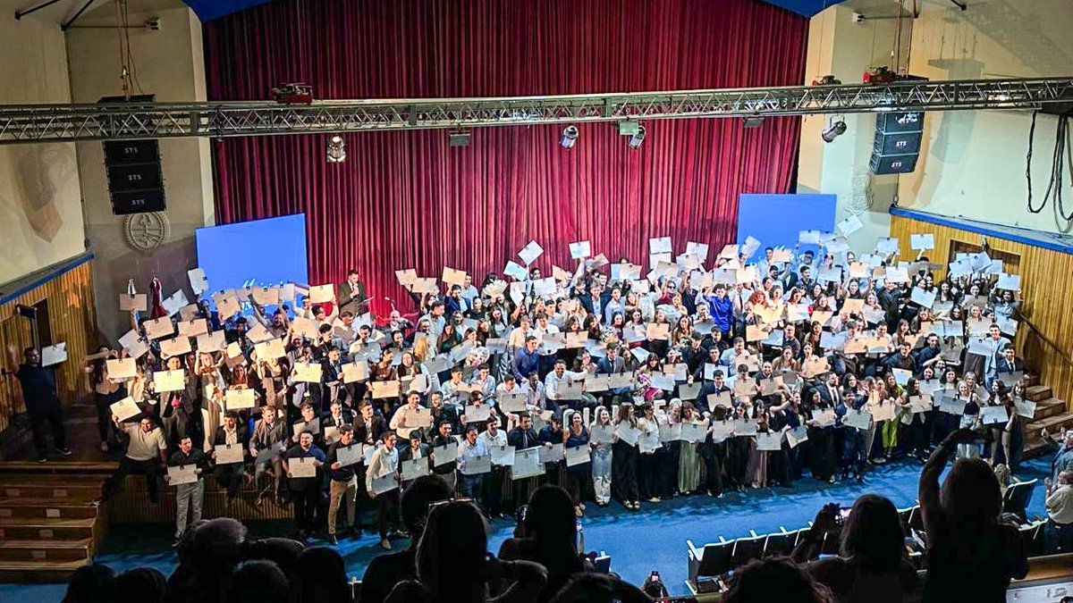 Un cierre que queda guardado en una sola imagen.📸✨ #ColaciónIES2025