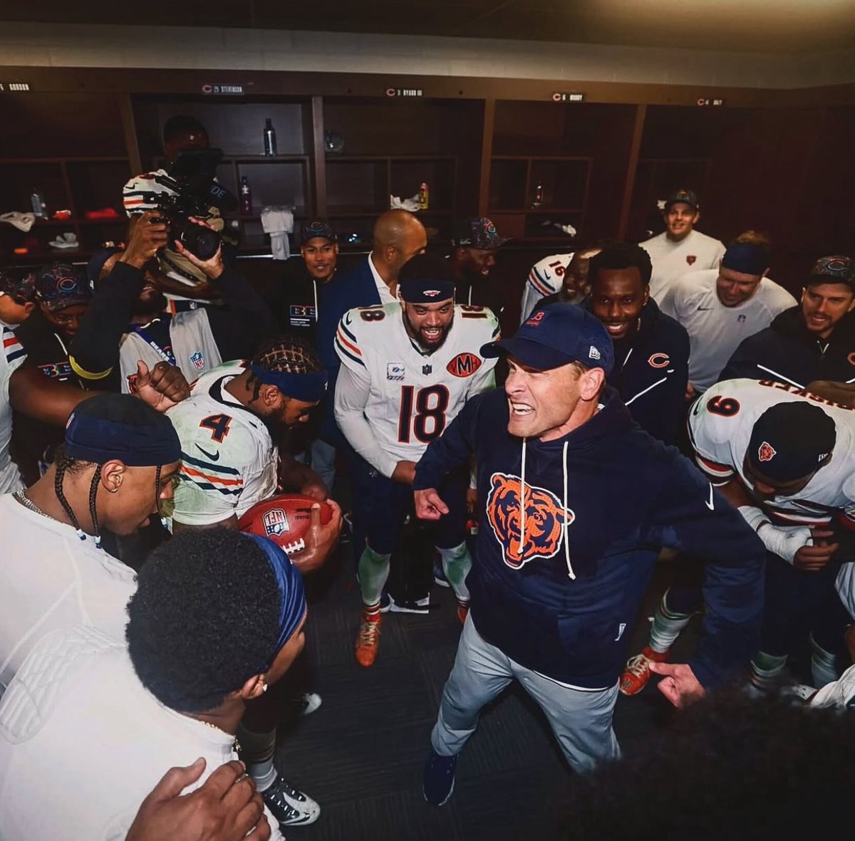bearszn's tweet photo. One of the best things from this season has been the Bears postgame locker room photos that perfectly capture the special culture that Ben Johnson is building in Chicago. 🥹 https://t.co/gZis52RwfI