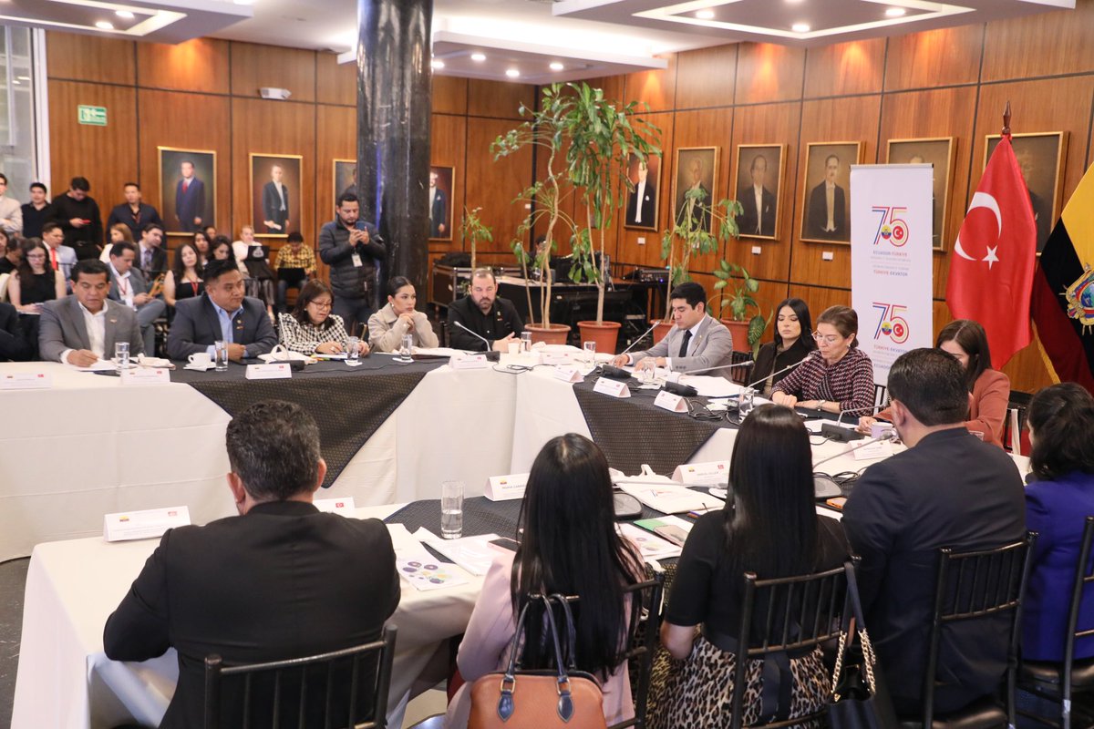 Türkiye in Ecuador tweet media