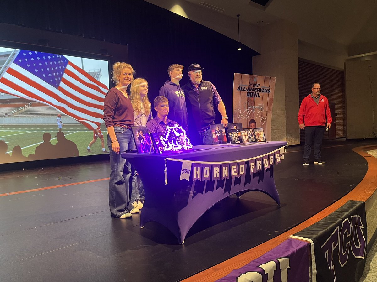 Chris Roberson tweet media