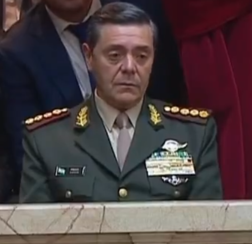 EXACTAMENTE LO QUE VOTÉ.