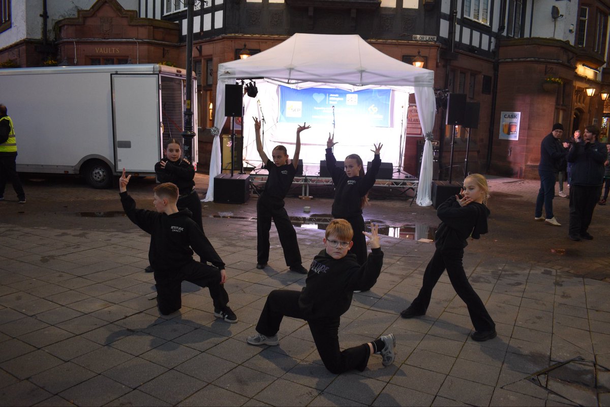 JacobBTrust's tweet photo. Last Friday, JBT were proud to provide the soundtrack to the Crosby Christmas Light Switch-On in Crosby village! 🎅❄️💙 https://t.co/ifvHi6f4Eg