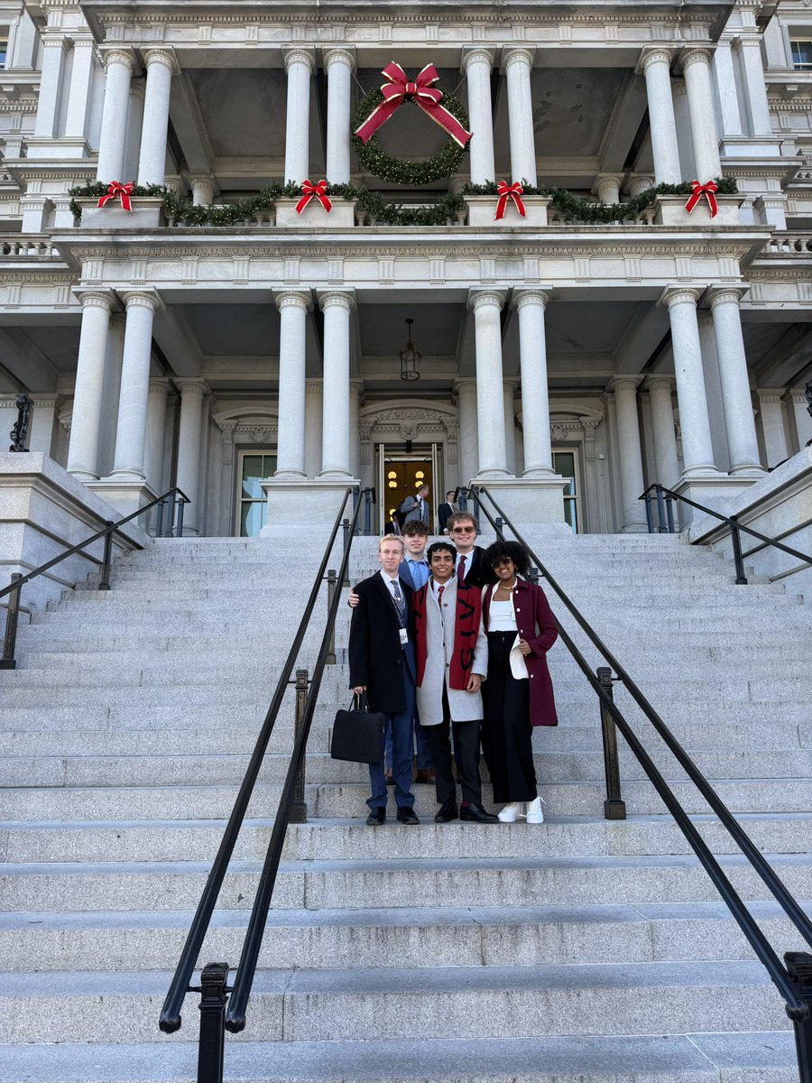 Our <a href="/TPUSA/">Turning Point USA</a> chapter leaders from across the Captiol were invited to the <a href="/WhiteHouse/">The White House</a> for a roundtable on Higher Education! 📚🍎

<a href="/tpusastudents/">TPUSA Students</a> got the opportunity to watch the Sec of Ed, <a href="/Linda_McMahon/">Linda McMahon</a> talk about biased professors and woke admins in universities across the country