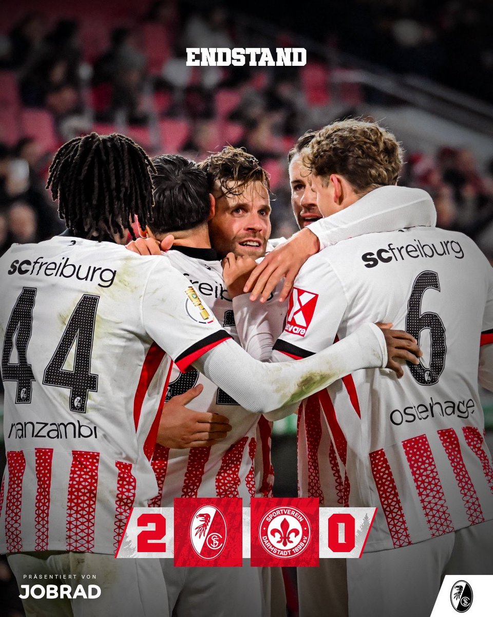 scfreiburg_fr's tweet photo. 90’ — DIRECTION LES QUARTS DE FINALE LES AMIS ! 🤍❤️
Match maîtrisé de A à Z, avec en prime une superbe performance de Florian Müller !
2-0 #SCFSVD https://t.co/lECTZtXh3u