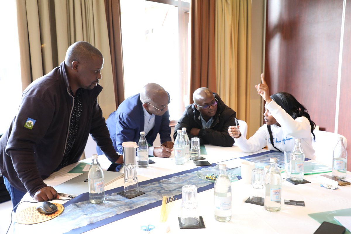 IGAD_CPALD's tweet photo. 📍Nanyuki, Kenya
🗓️ 3-5 Dec 2025
📸Annual Staff Review Meeting: Reviewing 2025 performance & planning strategically for 2026
#LivestockDevelopment #DrylandsDevelopment
#Pastoralism #Policy #KnowledgeManagement https://t.co/apCcOqDGfG