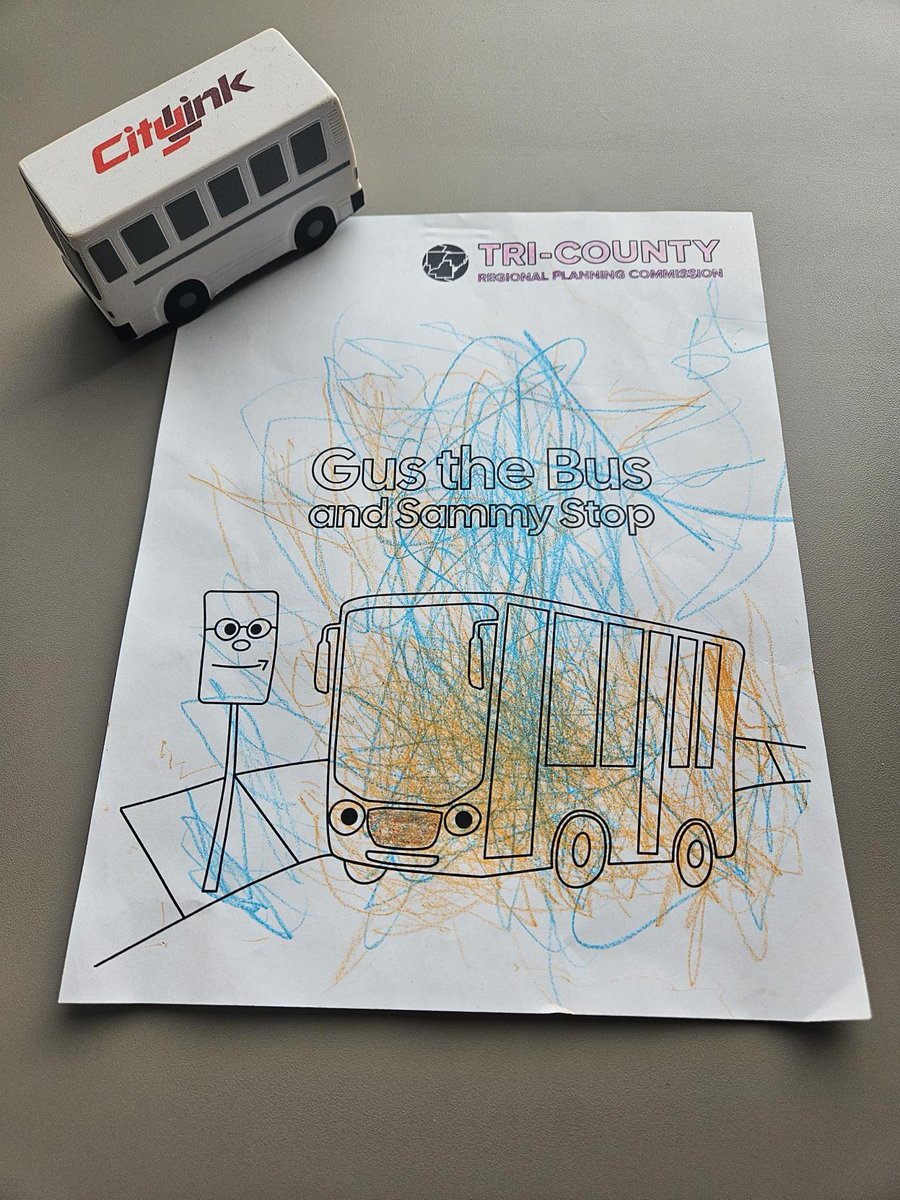 TriCountyRPC's tweet photo. TONIGHT: You could create a masterpiece like this one with our coloring pages at tonight's Bus Stop Accessibility Plan open house! 🚌🖍️
Join us at the Fondulac Library, 400 Richland St in East Peoria, between 4:00 and 6:00 p.m. and learn about this ongoing project! https://t.co/vo8rGgnNGA