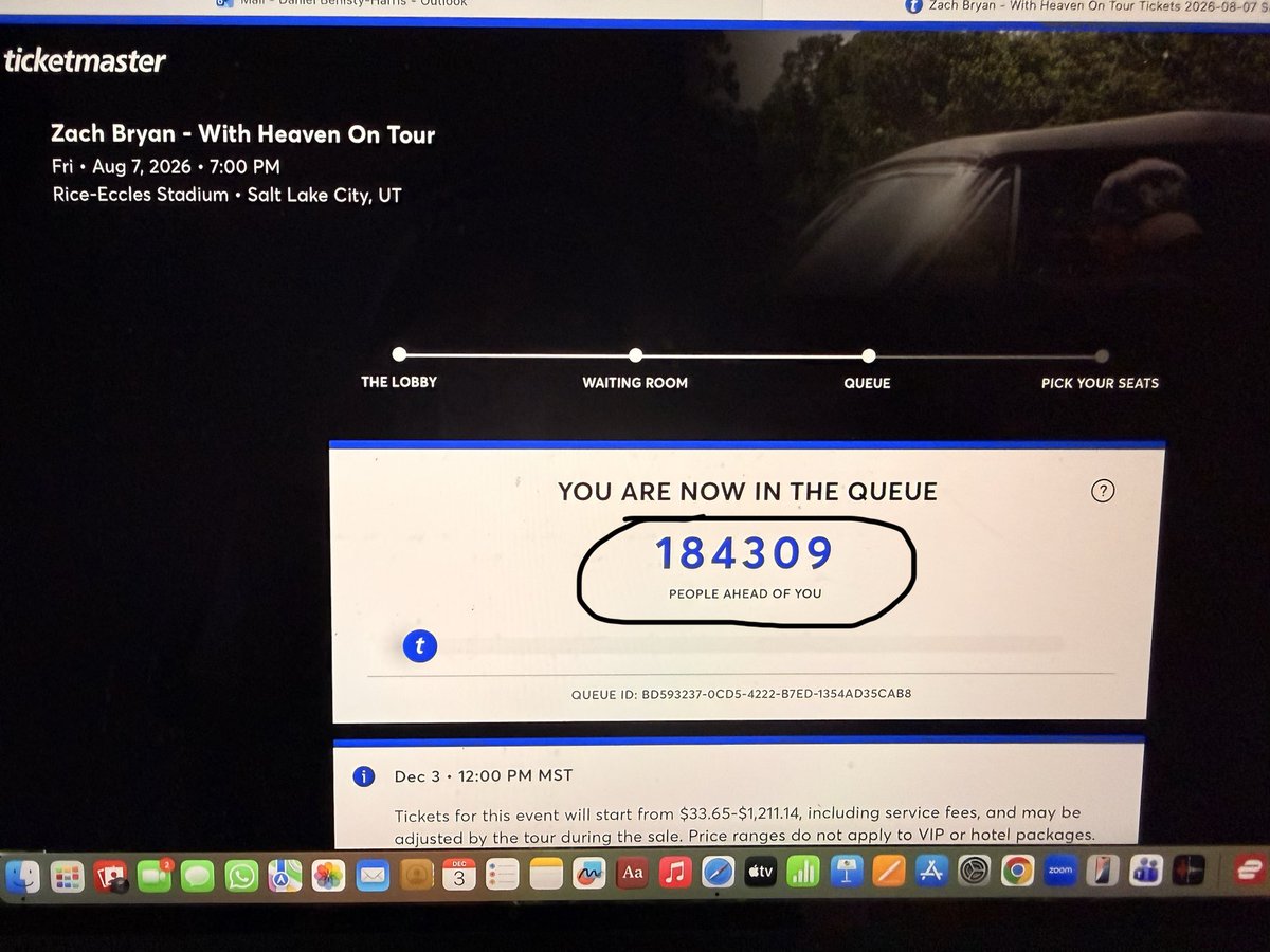 danielmatthew97's tweet image. Just joined the queue for Zach Bryan tickets and