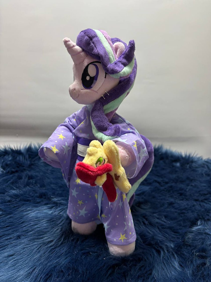 MelodisDE's tweet photo. Little #plushie project done
Thank you again to @meplushyou for helping me dying #starlightglimmer fur color for the first time 🥰

Thought I make her a cozy kimono outfit for the cold weather outside :)

#brony #mlp #mlpg4 #mylittelpony #mlpart https://t.co/j6BQakyVRO