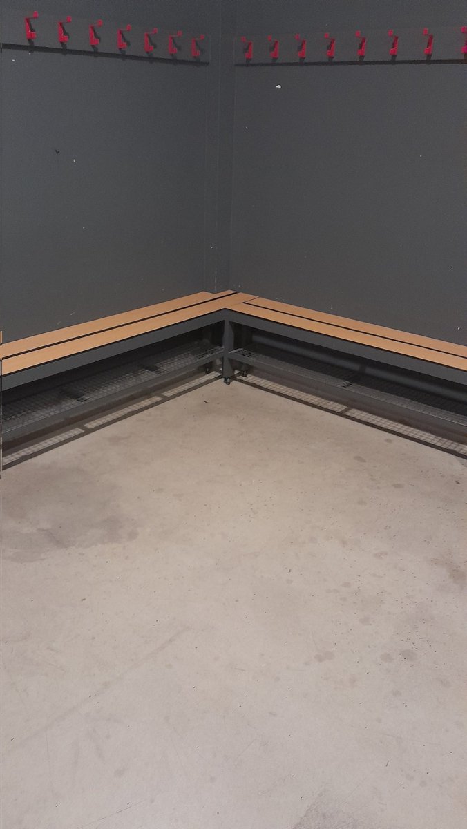 USW Football 2s tweet media