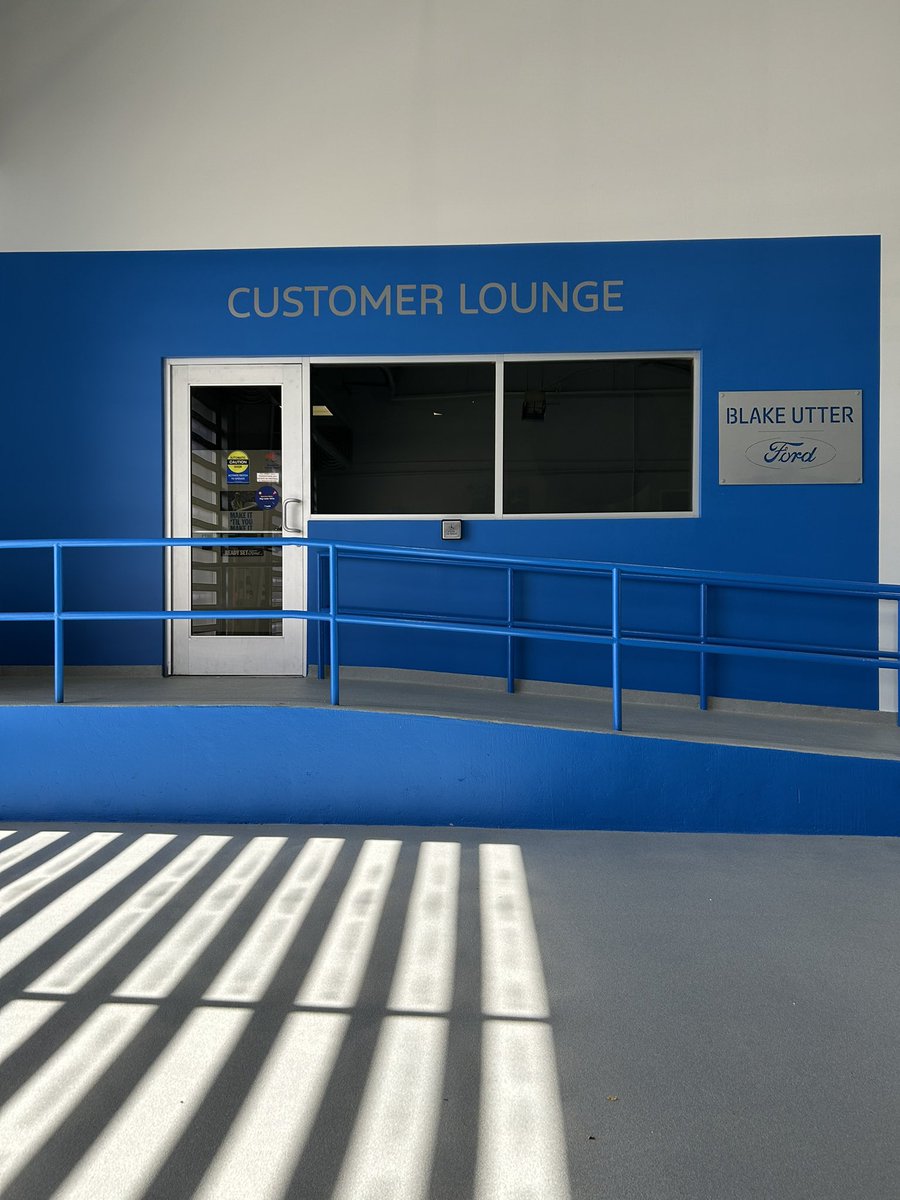 blake5085's tweet photo. Spending my X Anniversary at the newly renovated Blake Utter Ford. #MyXAnniversary https://t.co/OYfgYKfyr4
