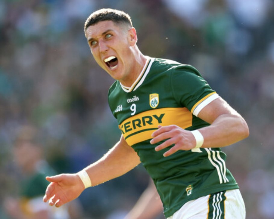 Uberboyo tweet media