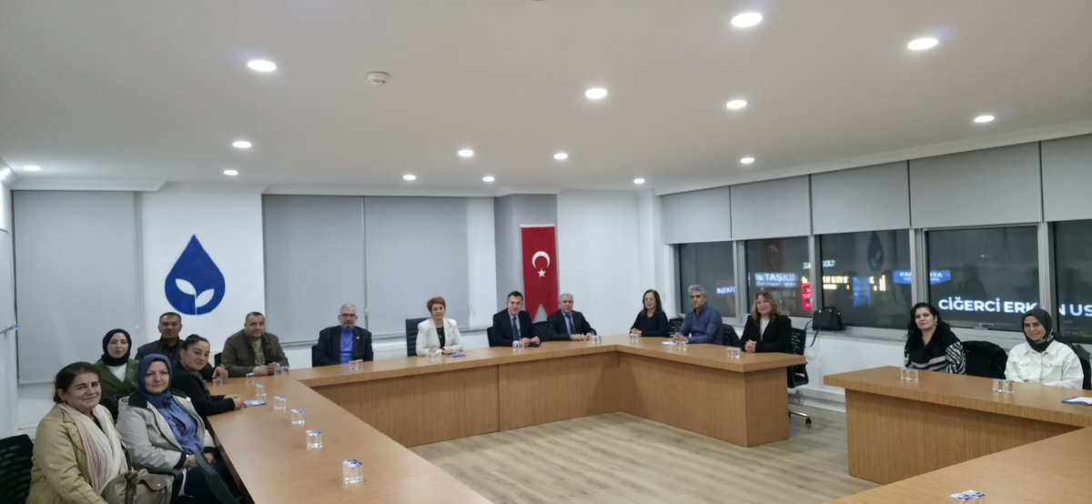 Haftalık Ankara İl Yönetim Kurulu toplantımızı gerçekleştirdik. Daha aydınlık yarınlar için gece gündüz çalışmaya devam ediyoruz.