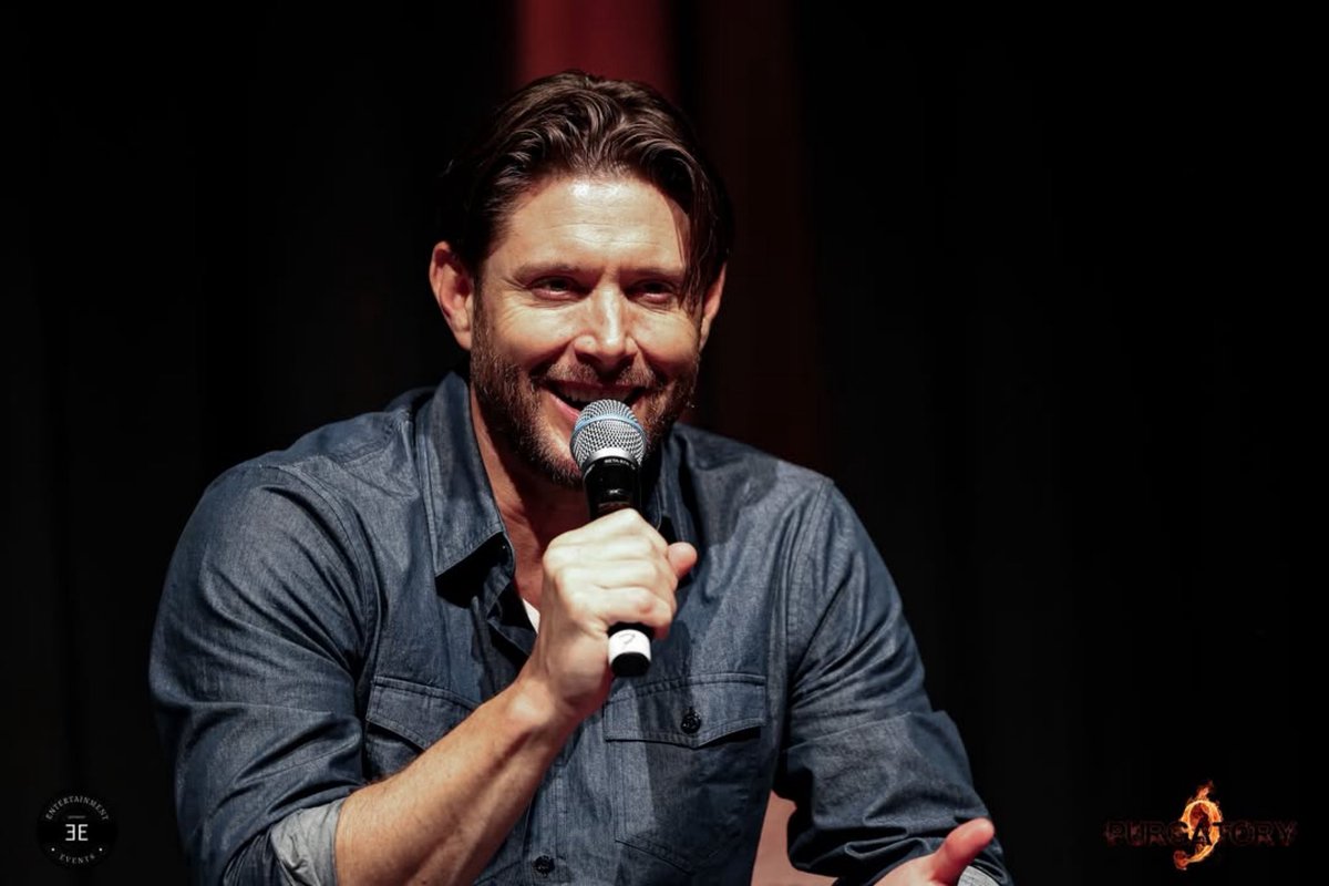 jackyharder's tweet image. Panel with @JensenAckles  💙🫶🏻 at 🔥 Purgatory 9, May 2025

☆ purgatory-con.de ☆
@Ent_Event 🩷🫶🏻 

🔥 Purgatory 10 | May 23-24, 2026 | Maritim Düsseldorf [SOLD OUT]
🎃 Purgatory Halloween 3 | Oct 31-Nov 01, 2026 | Maritim Düsseldorf

#throwback #bestoftheday