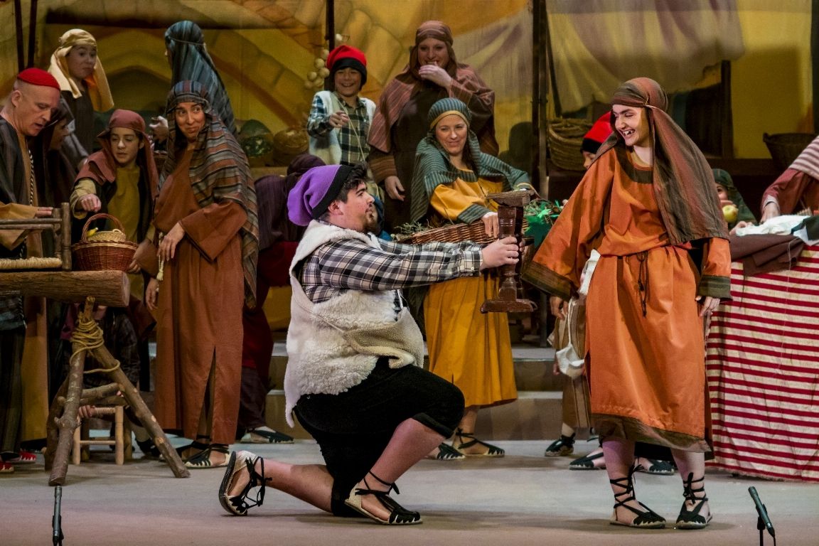 71 grups. Entitats, casals, grups de teatre... Tots fan possible que cada Nadal hi hagi representacions de Pastorets arreu de Catalunya.

📲 Descobreix-los a pastoretsdecatalunya.cat

#PastoretsCatalunya #CulturaPopular #Teatre #LespectacleQueEnsMou #Pastorets2025