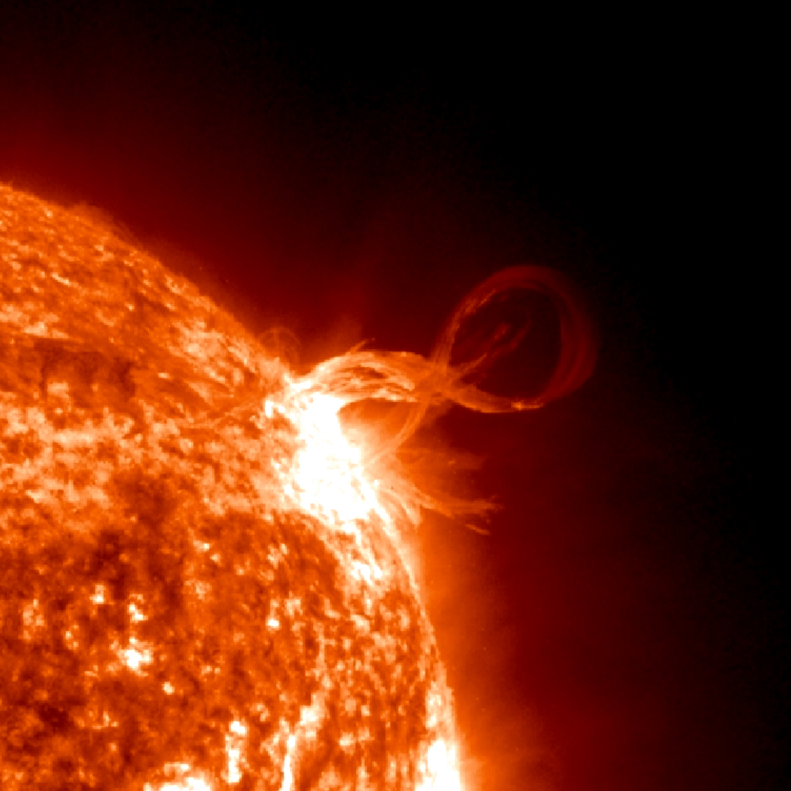 StefanBurnsGeo's tweet image. "There will be signs in the sun, moon, and stars." 
Our Sun today December 3rd 2025 with a filament eruption in the shape of an infinity symbol. A good omen if you ask me!