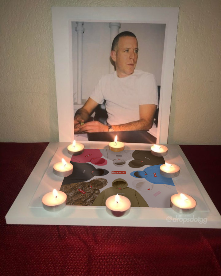 This time of the year… Supreme Box Logo hoodies are releasing tomorrow! 🕯️🙏

Tell me what size and color you hope to get this Thursday, using matching emoji 👇