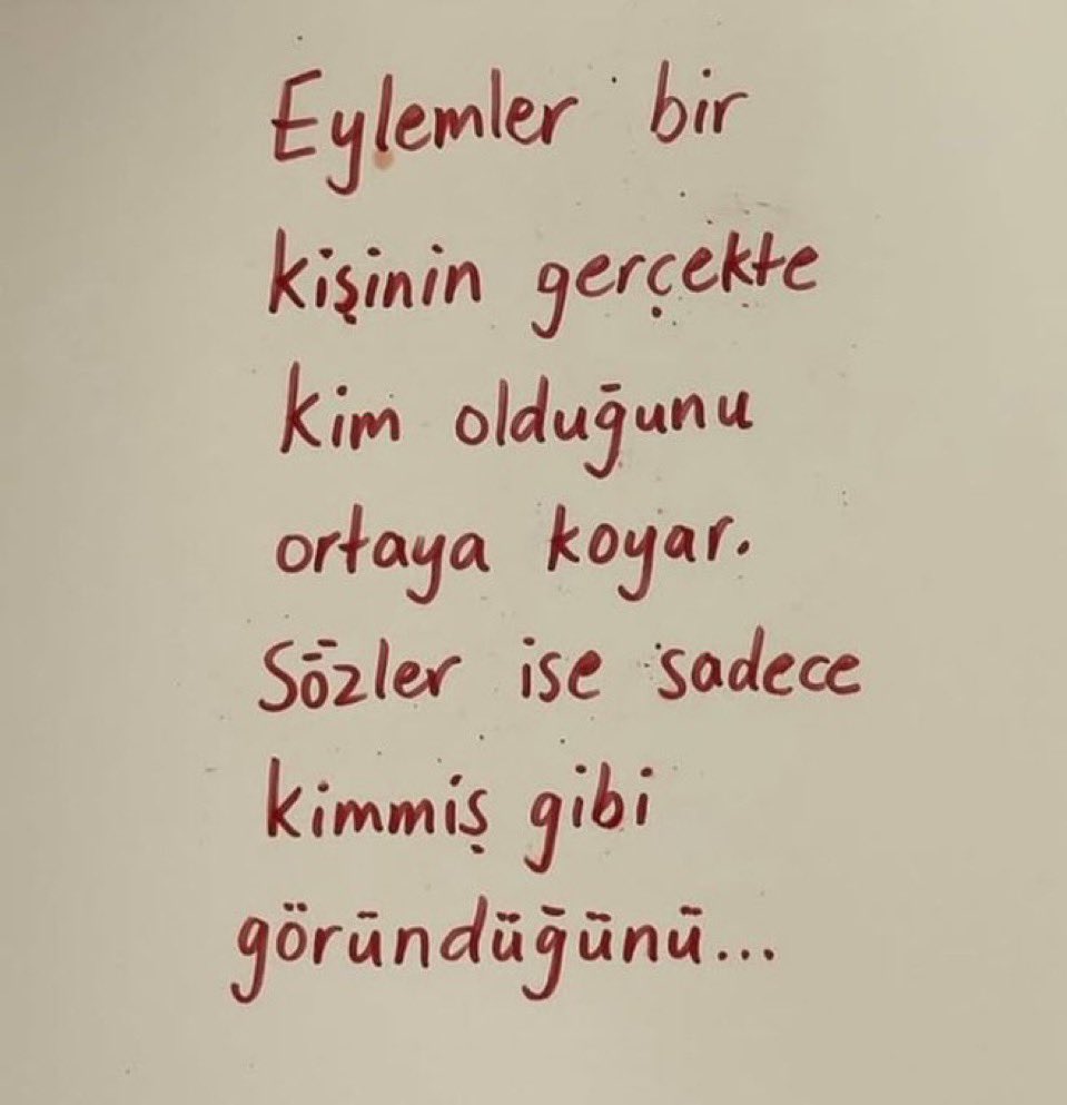 Kitap Kurdu 🐛 (@sivrikalem34) on Twitter photo 