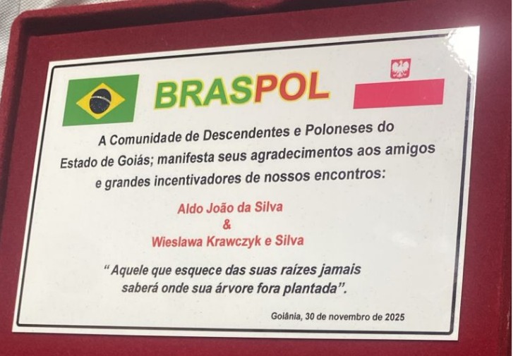 ✨W niedzielę, 30 listopada, odbyło się wyjątkowe spotkanie lokalnej Polonii 🇵🇱 w Goiânii. W jego trakcie uhonorowano panią Wiesławę Krawczyk e Silva i pana Aldo João da Silva za ich wkład w rozwój i integrację środowiska polonijnego. Dziękujemy za wspaniałą atmosferę 🌻