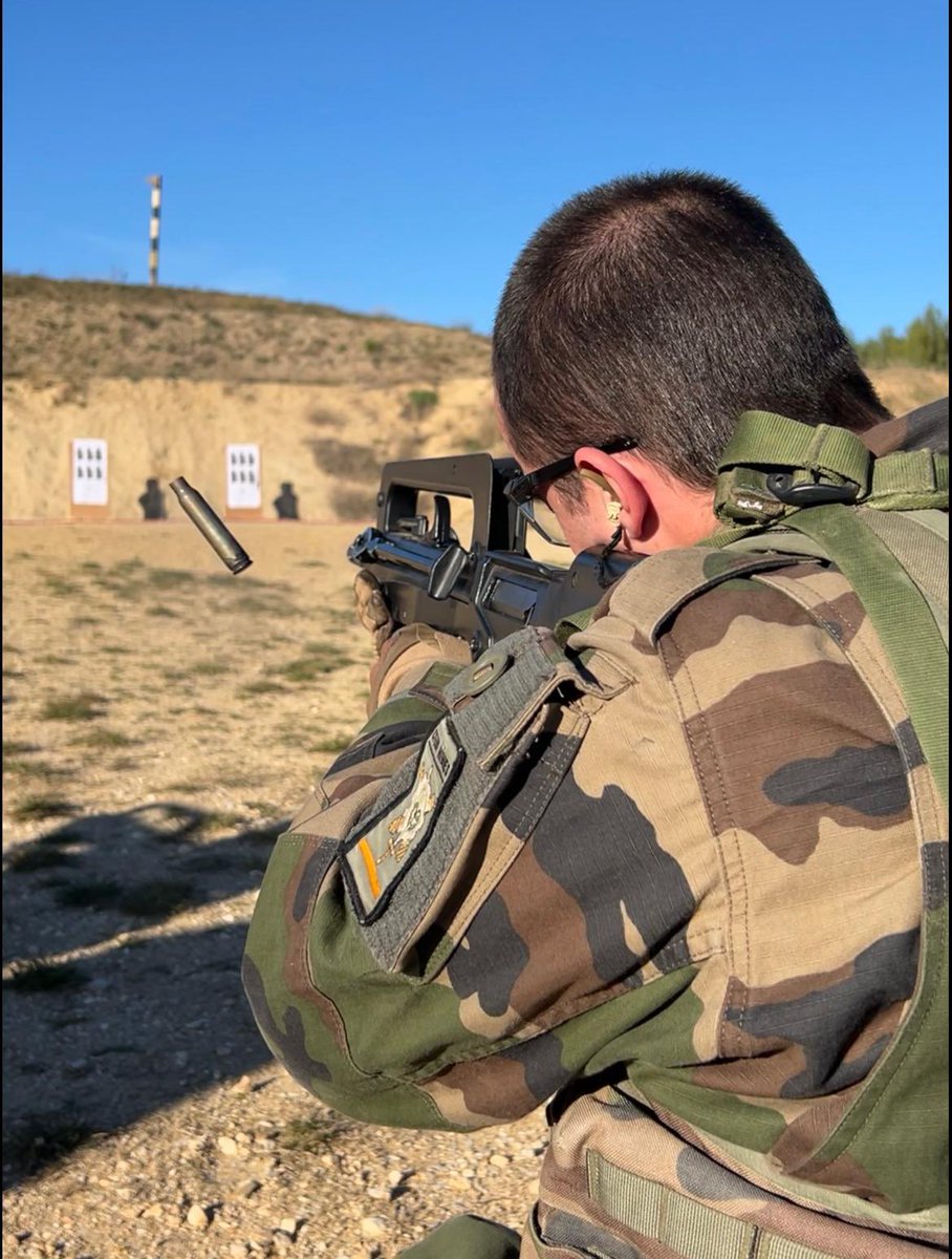 3e régiment du matériel tweet media