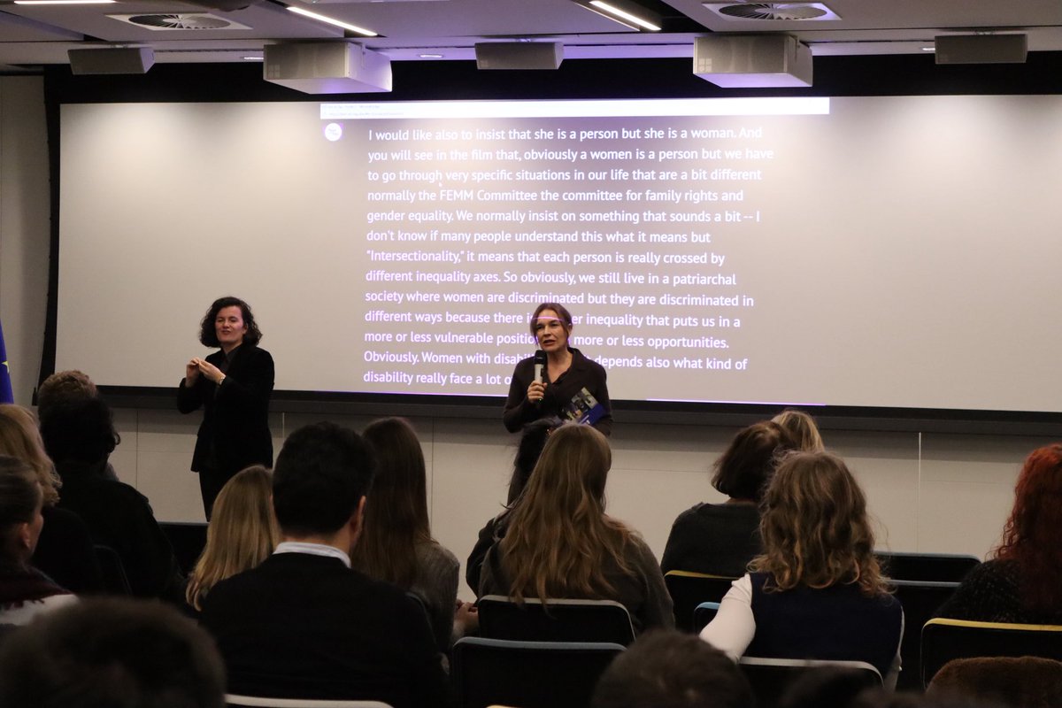 Socialistas_PE's tweet photo. ‘Sorda’ da voz a los que no la tienen.
En la #DisabilityWeek del Parlamento Europeo, esta película nos recuerda que la accesibilidad va sobre derechos, autonomía, dignidad y equidad.
🗣️@linagalvezmunoz con @luxaward. https://t.co/DHhb4rDmUf